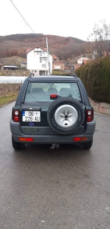 Land-Rover-Freelander