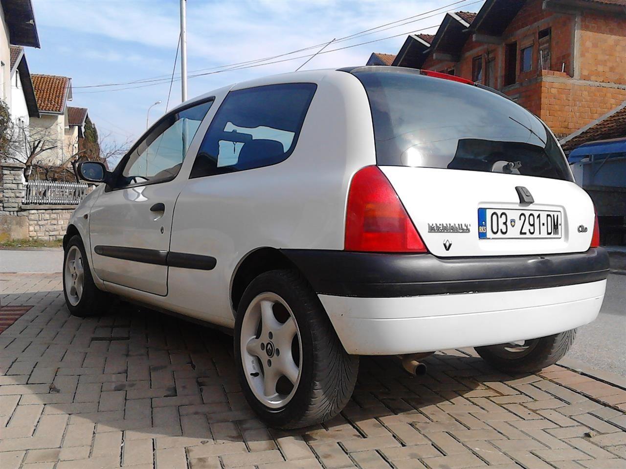 Renault-clio-1-2-