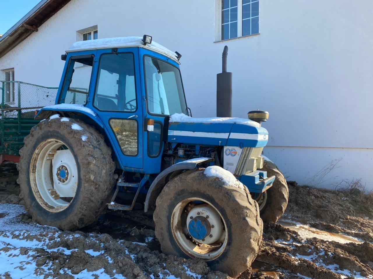 traktor-ford-