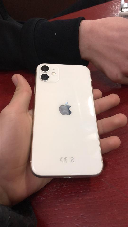 Shitet-iPhone-11-