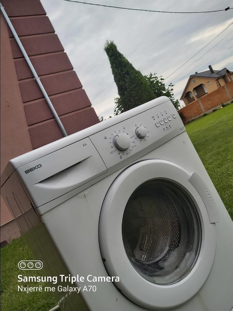 lavatriqe