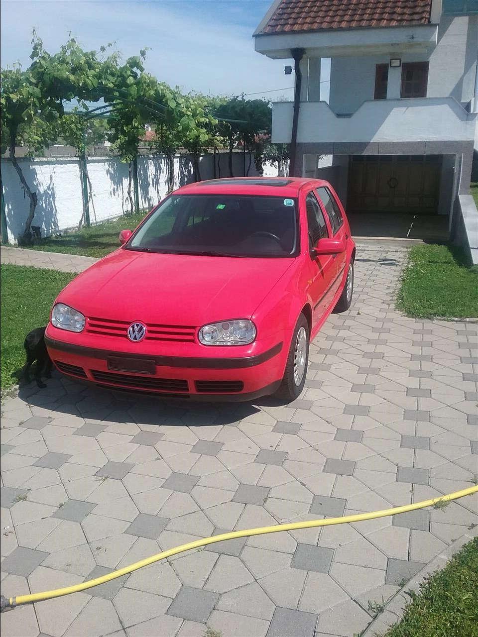 VW-Golf-4-