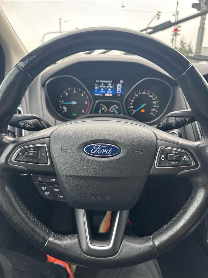 Ford-Focus-2016-Automatik