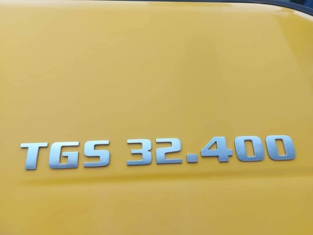 MAN-TGS-32400-LIEBHERR