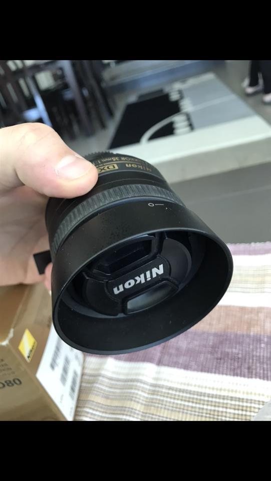 Nikon-D90