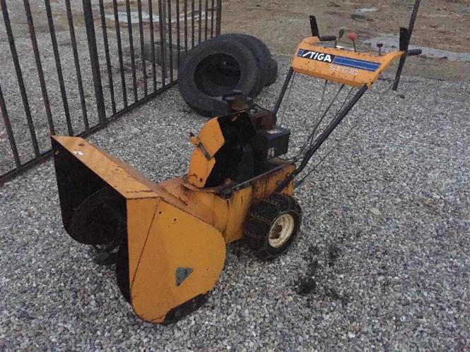 Traktor bore