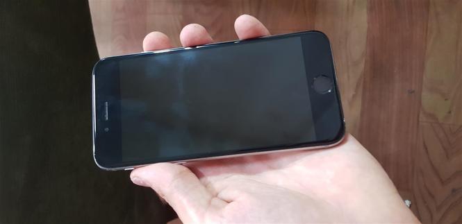 iPhone 6 - 128GB