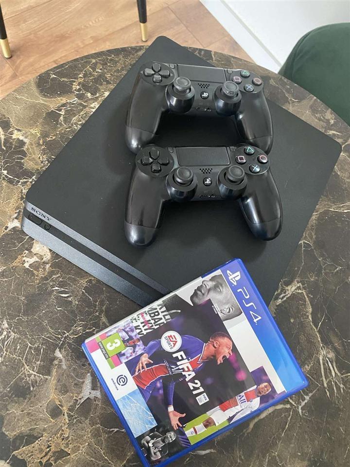 PS4-Slim-ne-shitje--