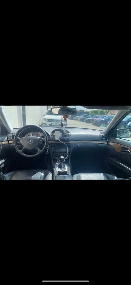 Shitet-Mercedes-E320
