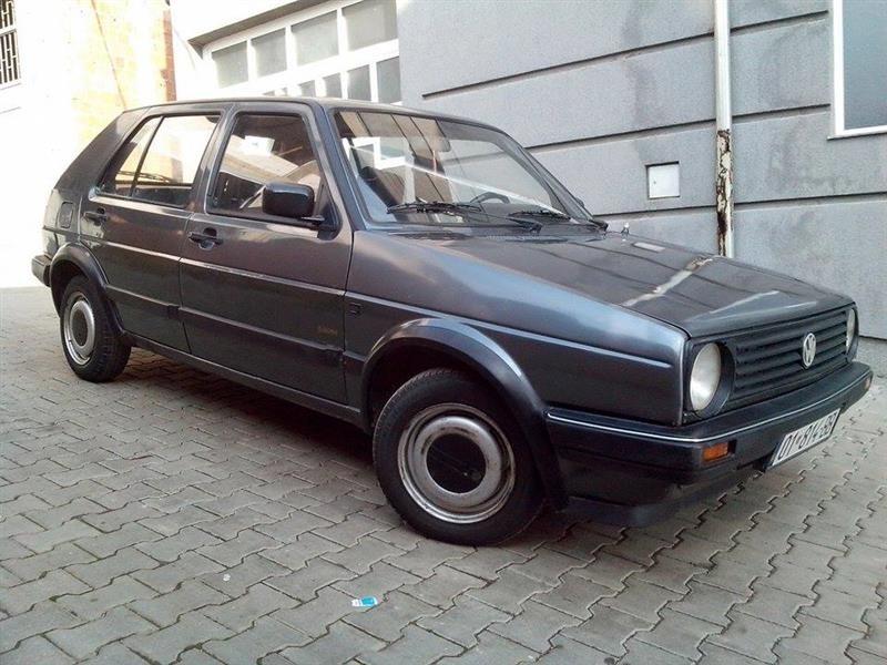 VW-GOLF-2-