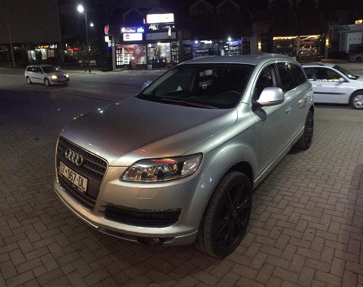 Audi-Q7