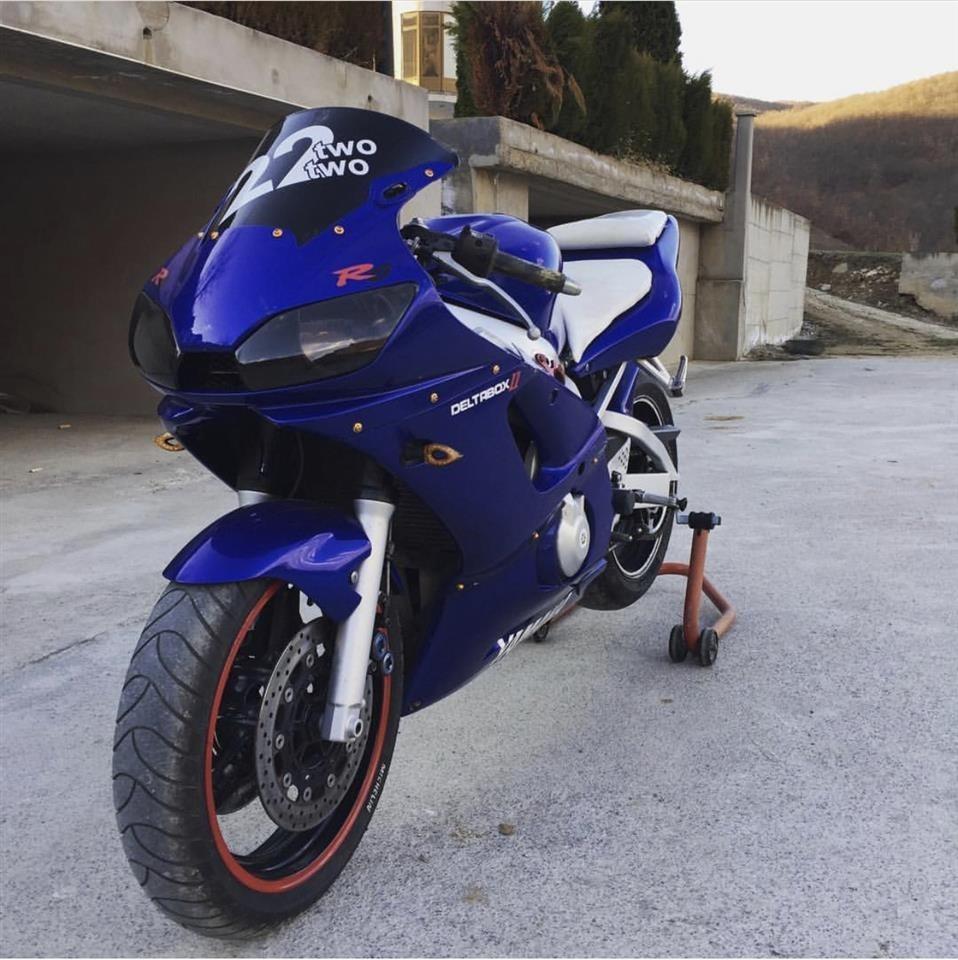 Yamaha-R6