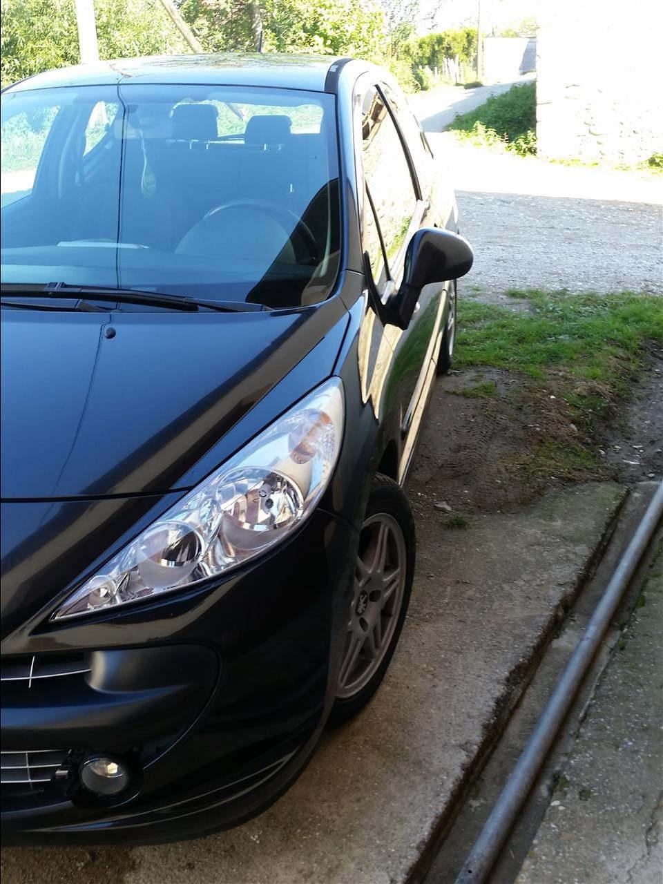 Peugeot-207-benzin--08-