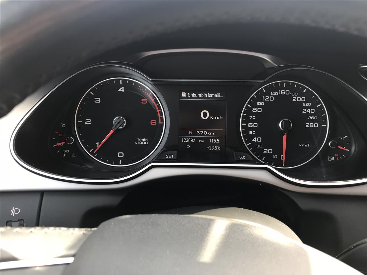 AUDI-A4