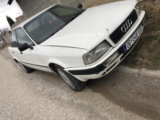 Audi B4