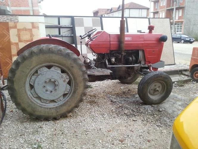 traktor  577