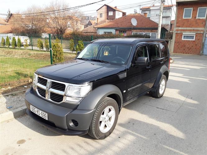 DODGE Nitro