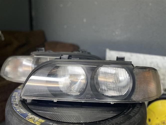 Fara drita per bmw e39