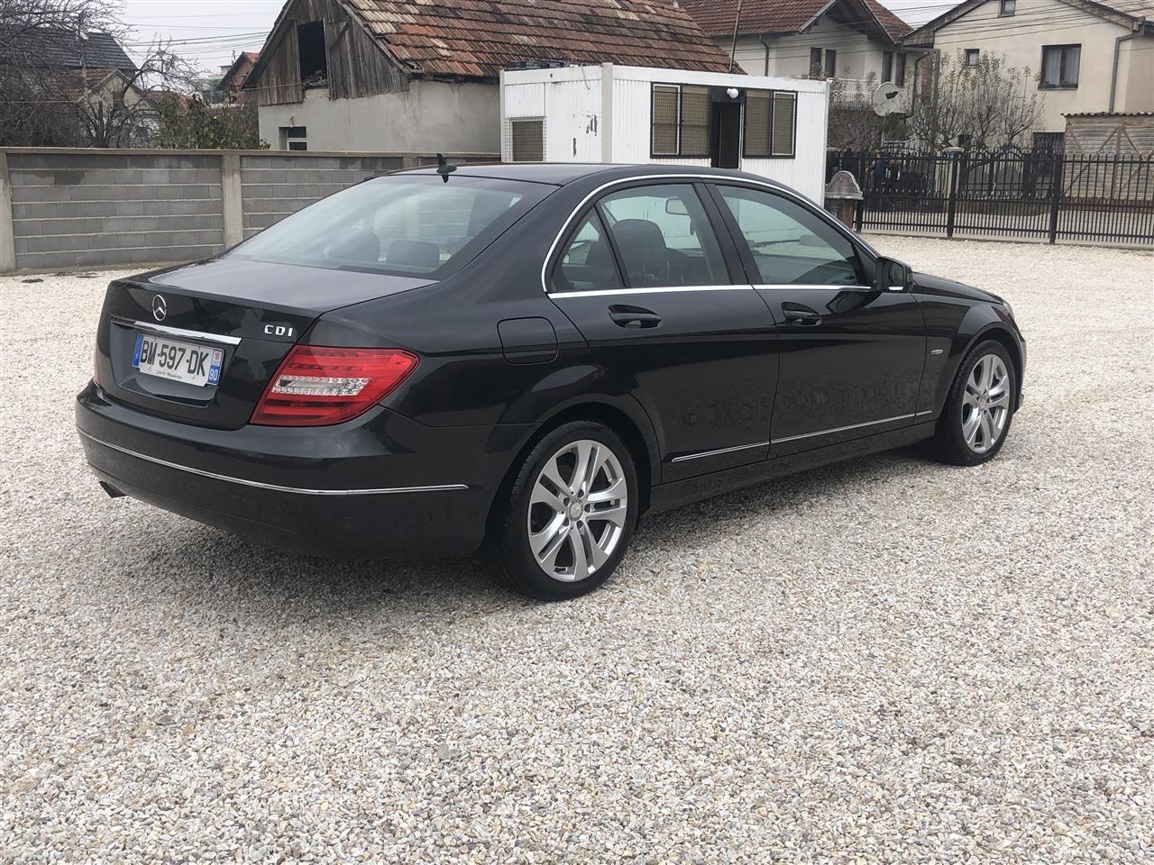 Mercede-benz-
