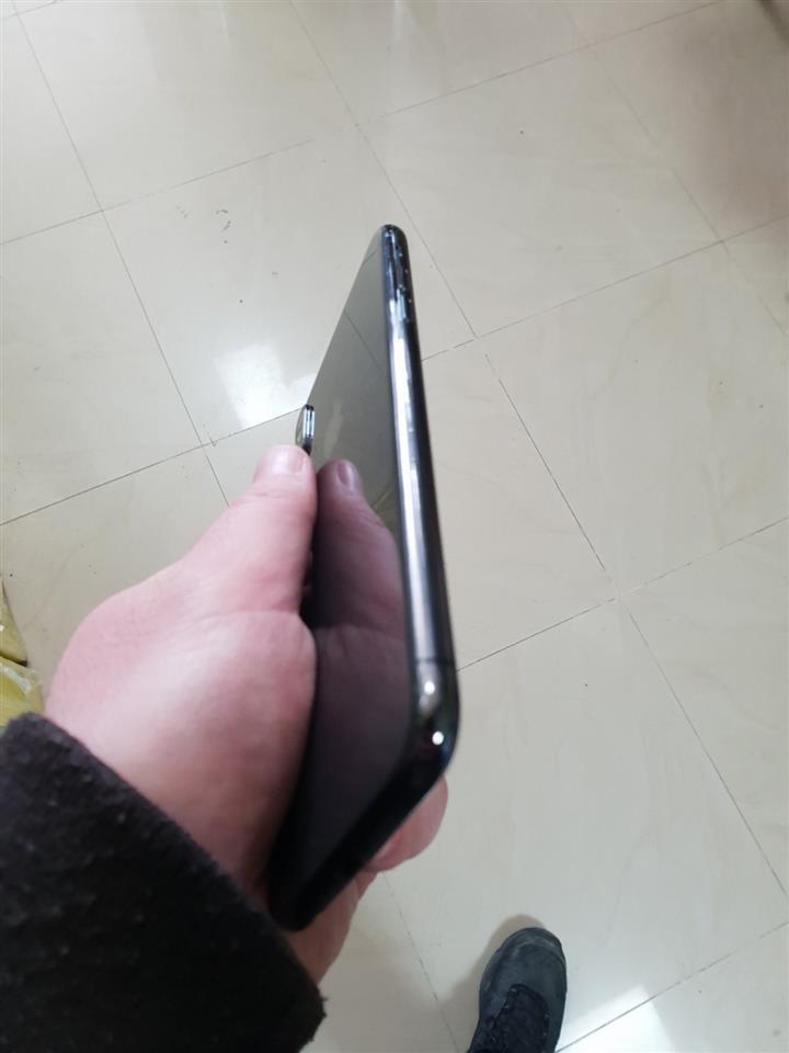 IPHON-XS-Max