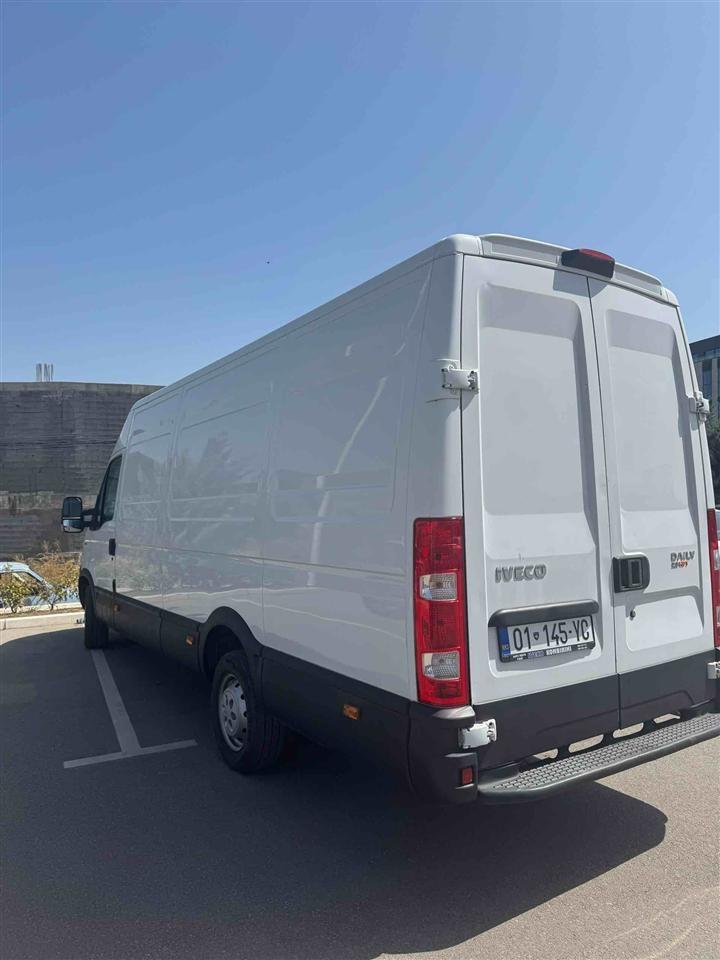 Iveco-Daily-2-3-HPT--149-000--xxl