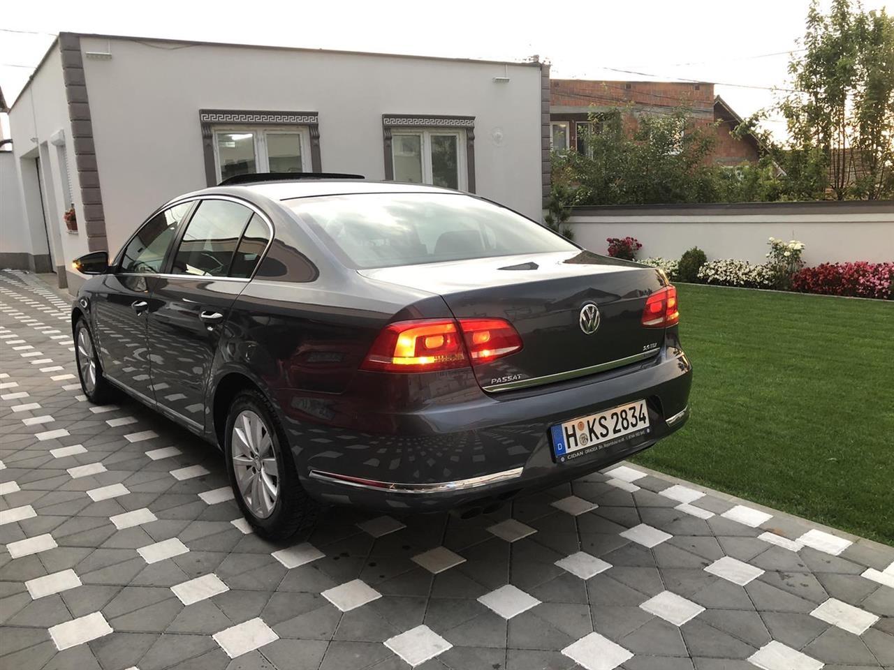 Shes-Passat-2011