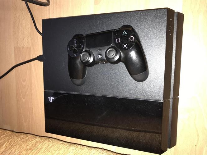 Playstation 4