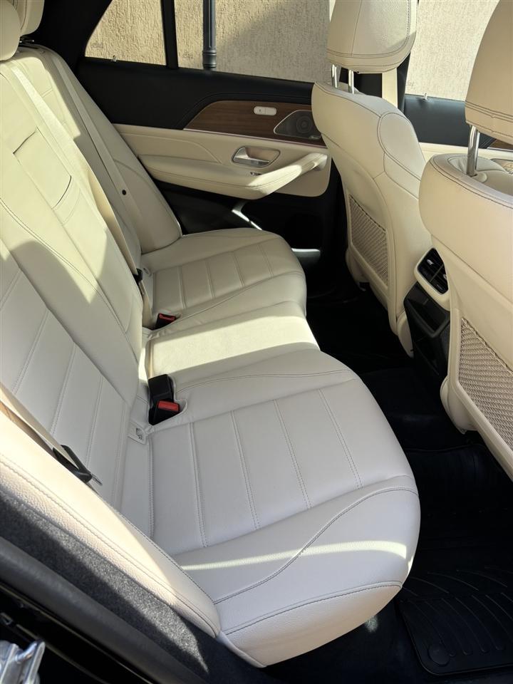 Mercedesbenz-GLE-400d