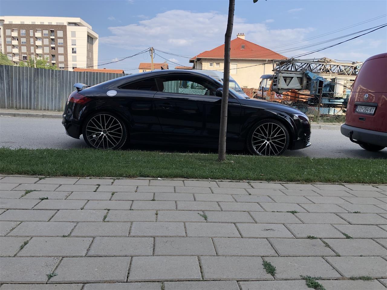 Shitet-Audi-TT-