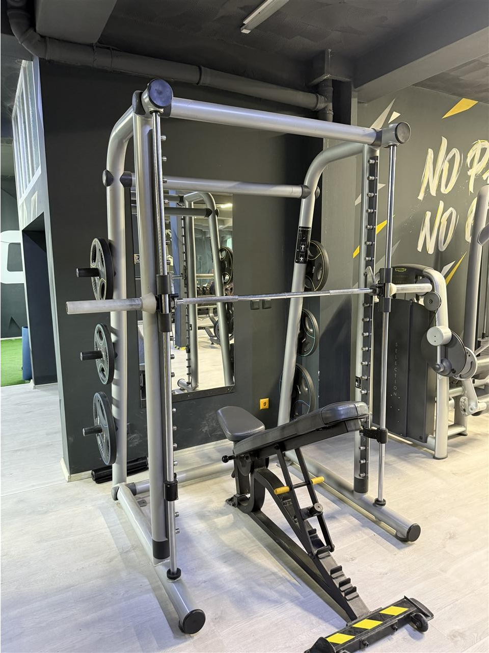 Shiten-komplet-pajijset-e-fitnessit-Technogym
