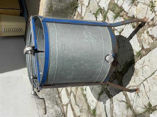 Centrifug
