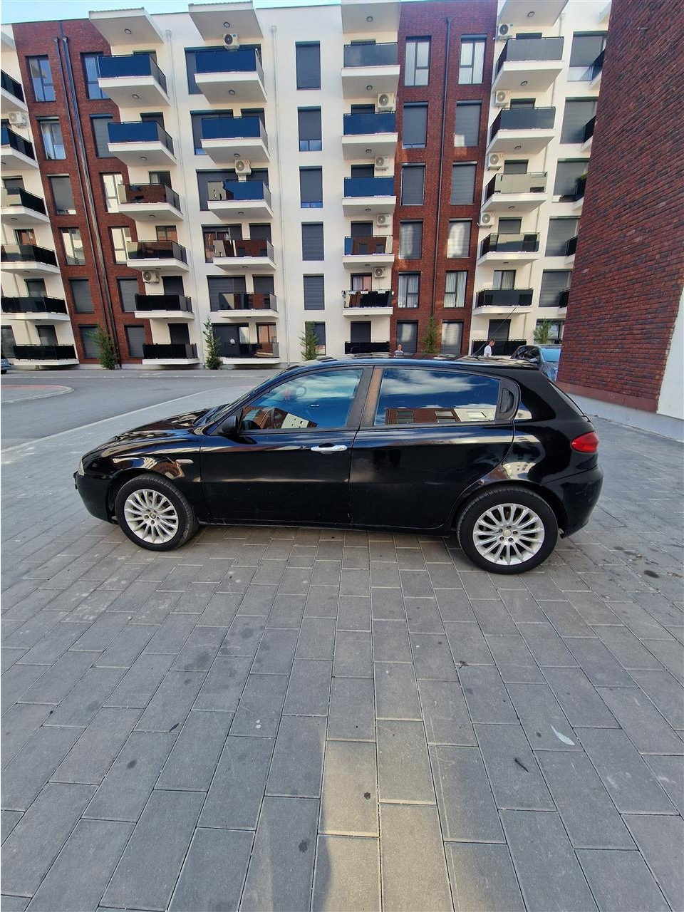 Alfa-Romeo-147-1-9-disel-RKS-6-muaj-Ndrrim