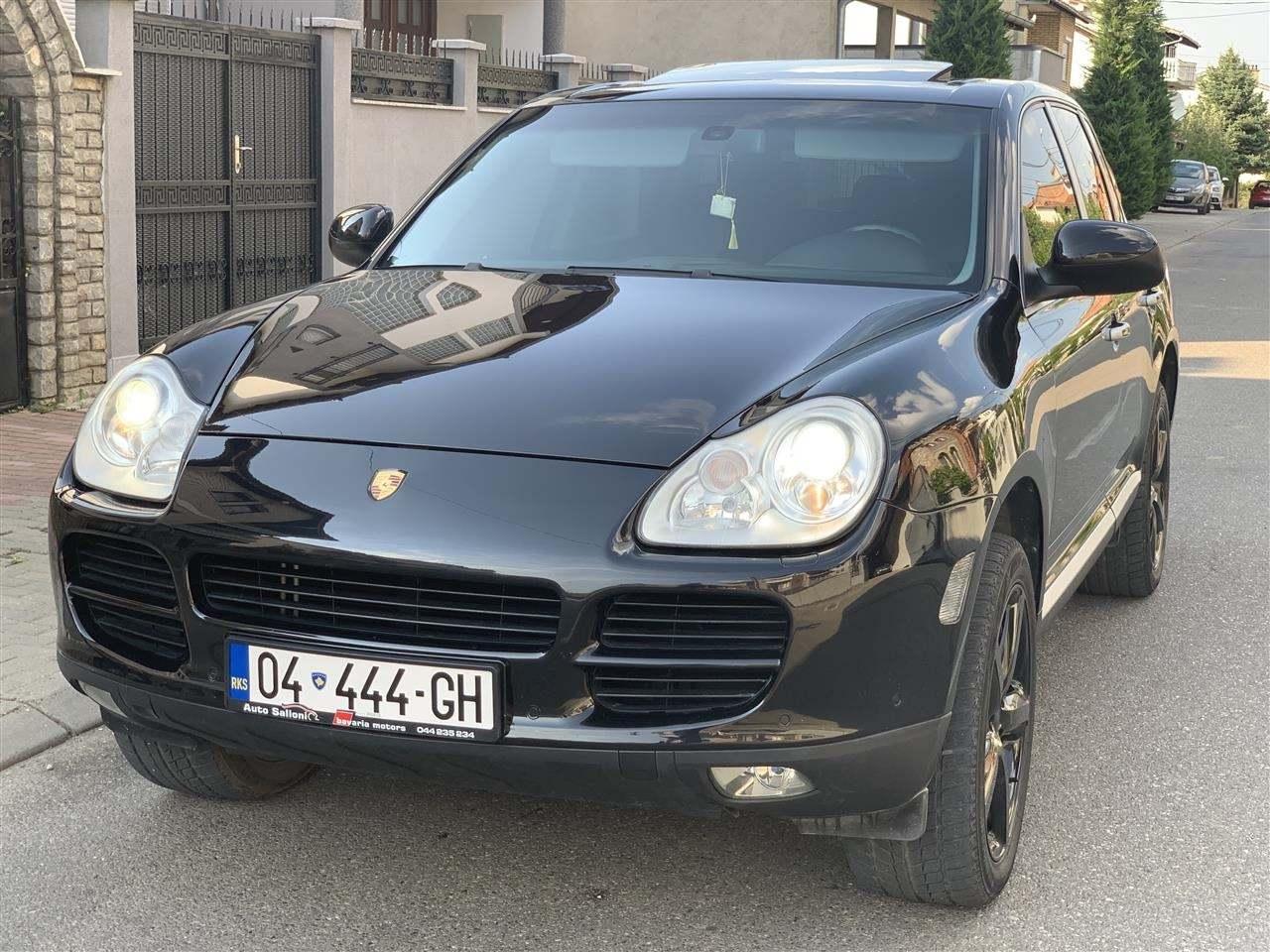 Porsche-cayenne-