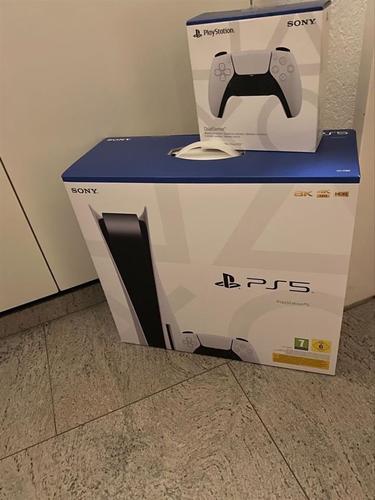 Shes playstation
