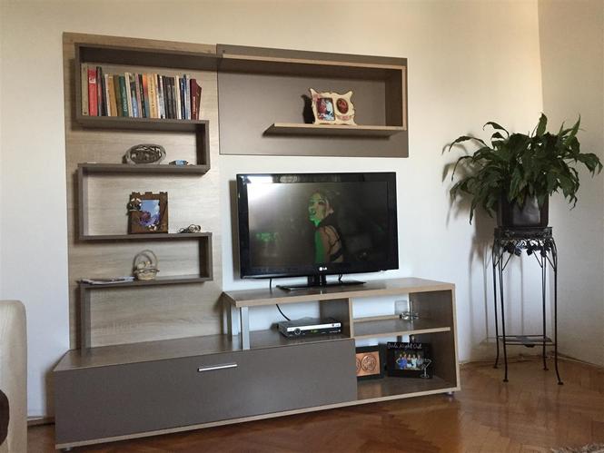 Komod e TV