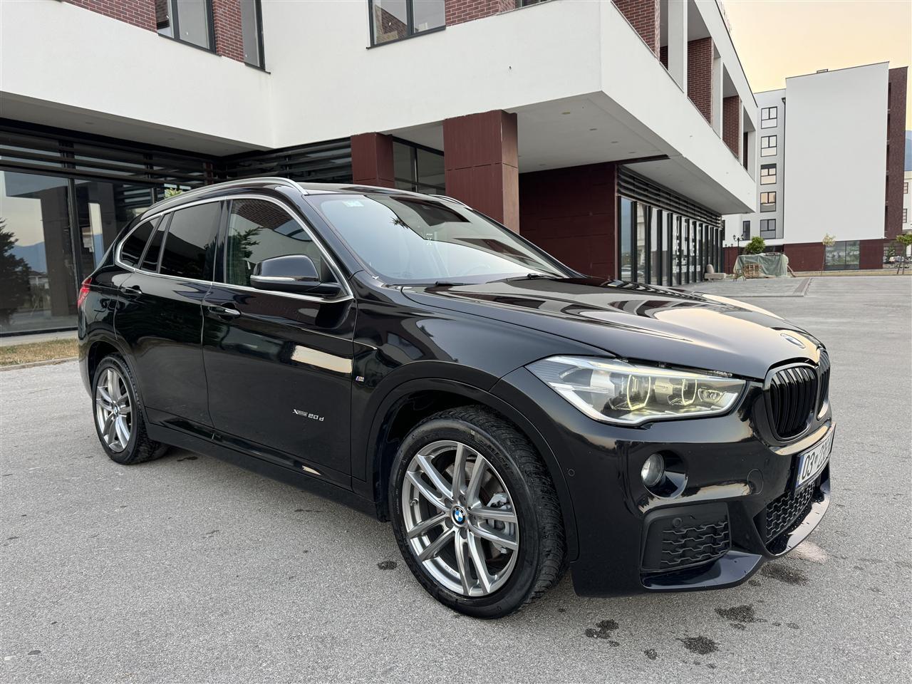 BMW-X1-X-Drive-20d---Full-Pack-M--