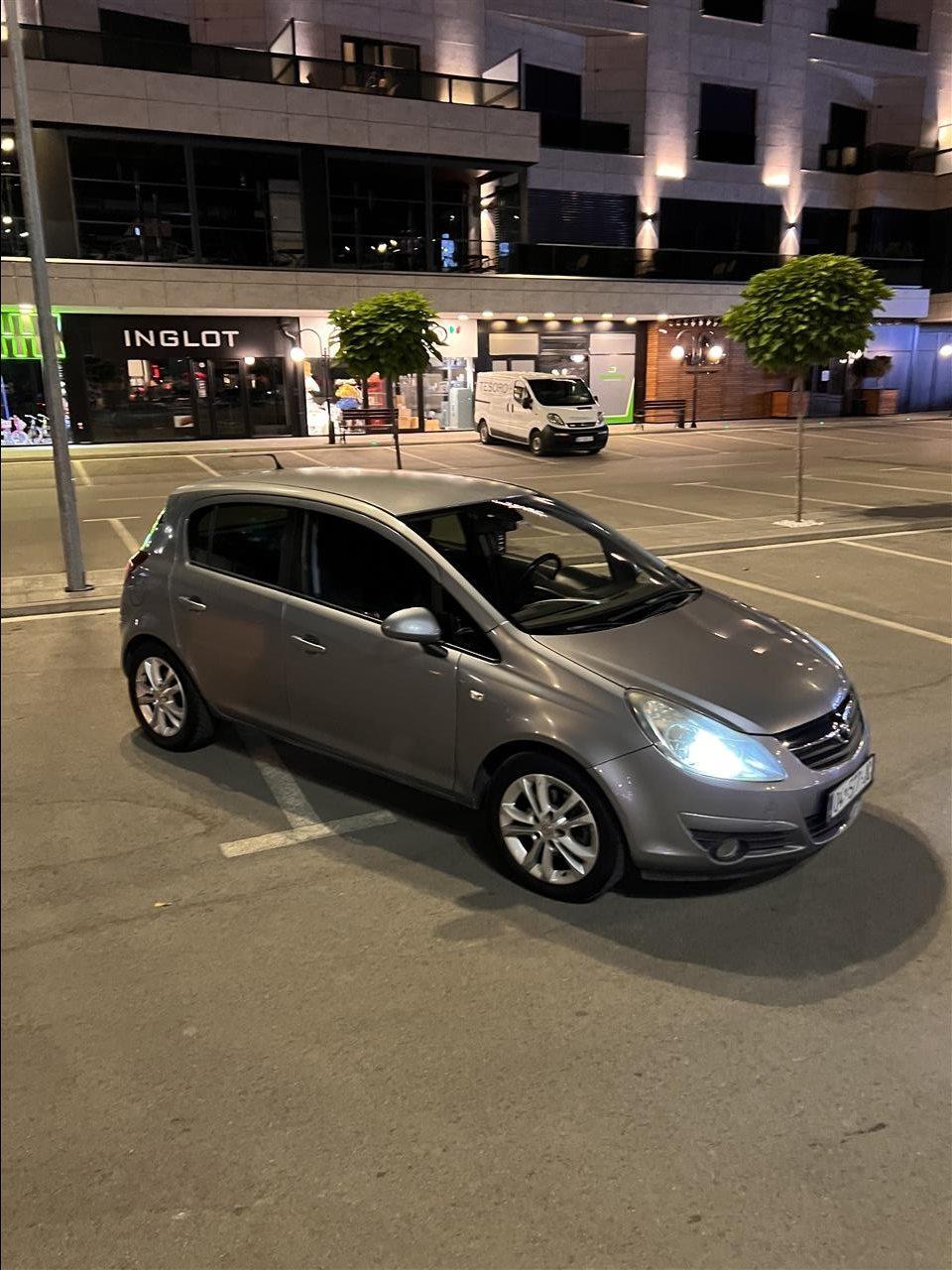 Opel-corsa