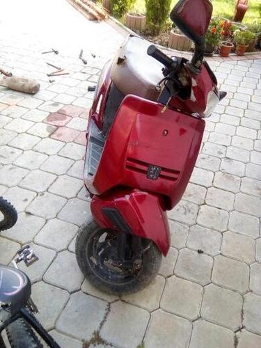 Shitet skuteri 125cc me Dokumenta 