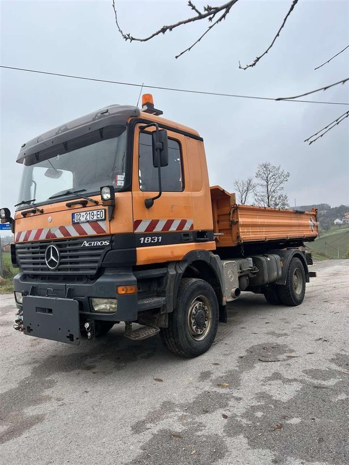 ACTROS