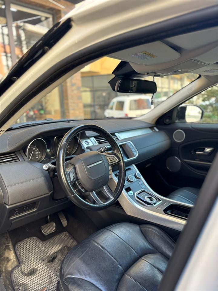 Range-Rover-Evoque