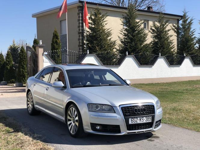 Audi A8L