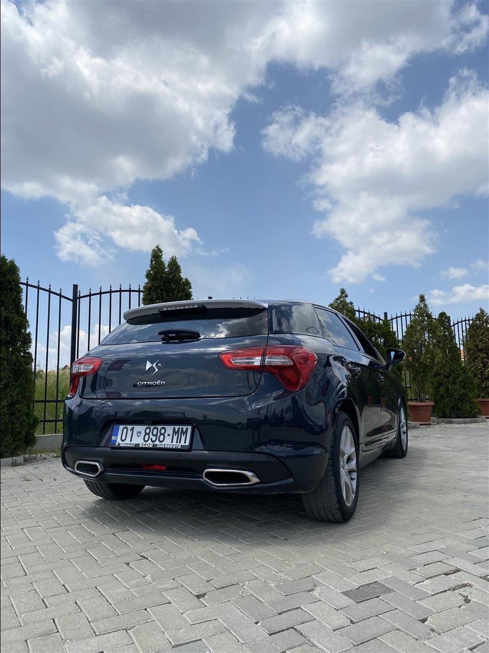 Shitet-Citroen-Ds5