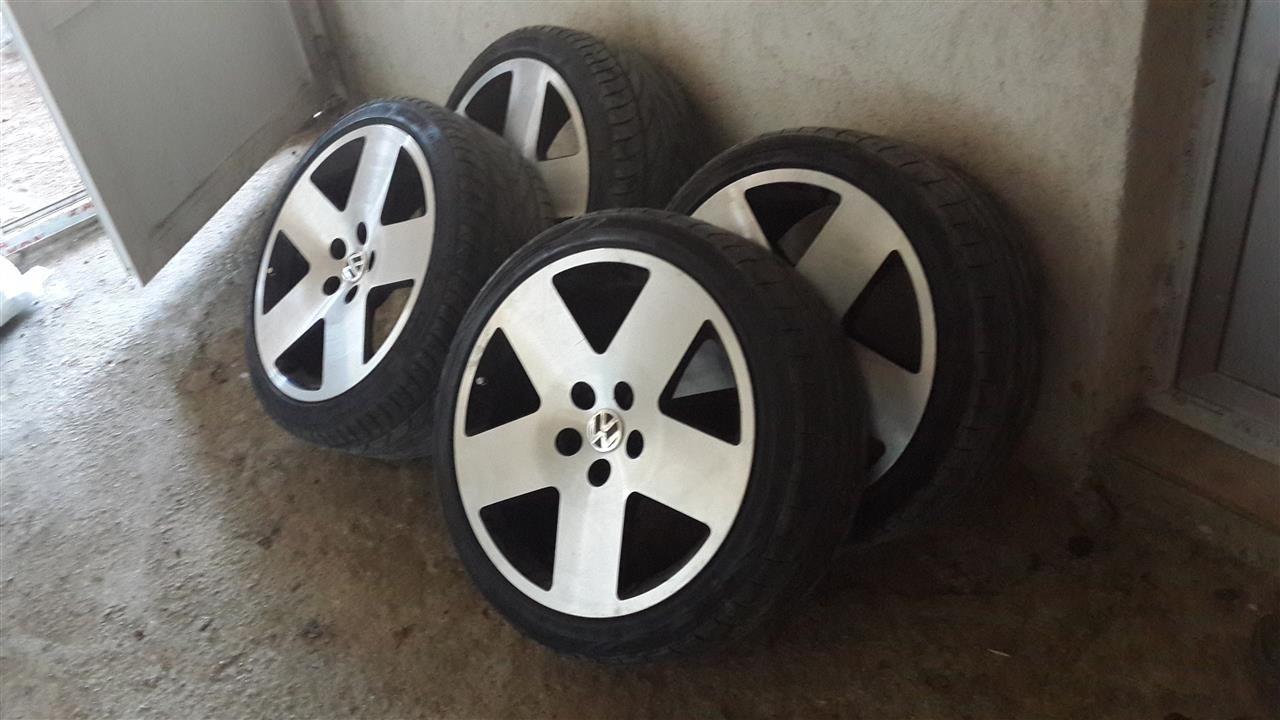 Fellnet18coll