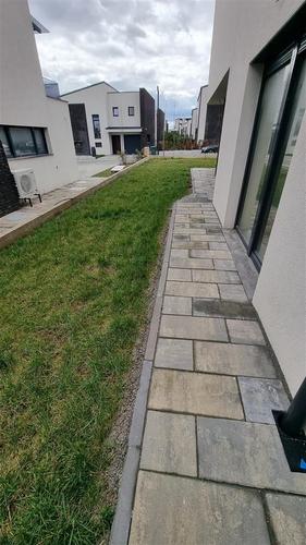 Shiten dy shtepi ne lagjen Priam Village nga 135m2