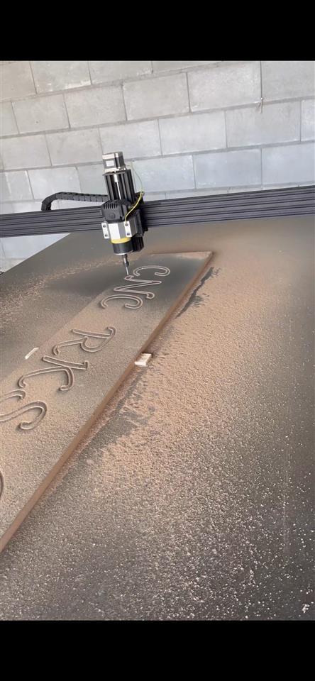 Cnc-frez