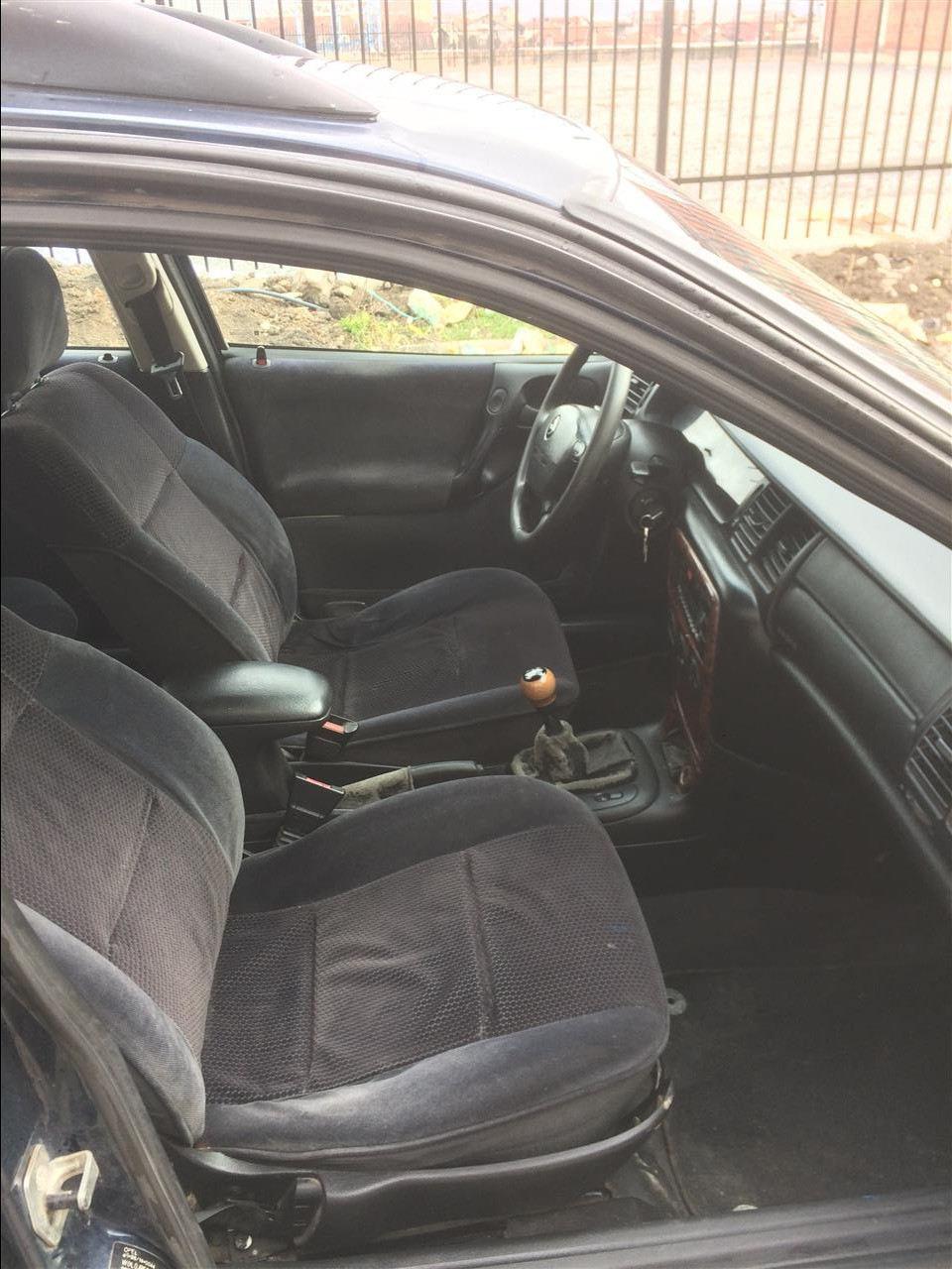 Opel-Vectra-2-0-d