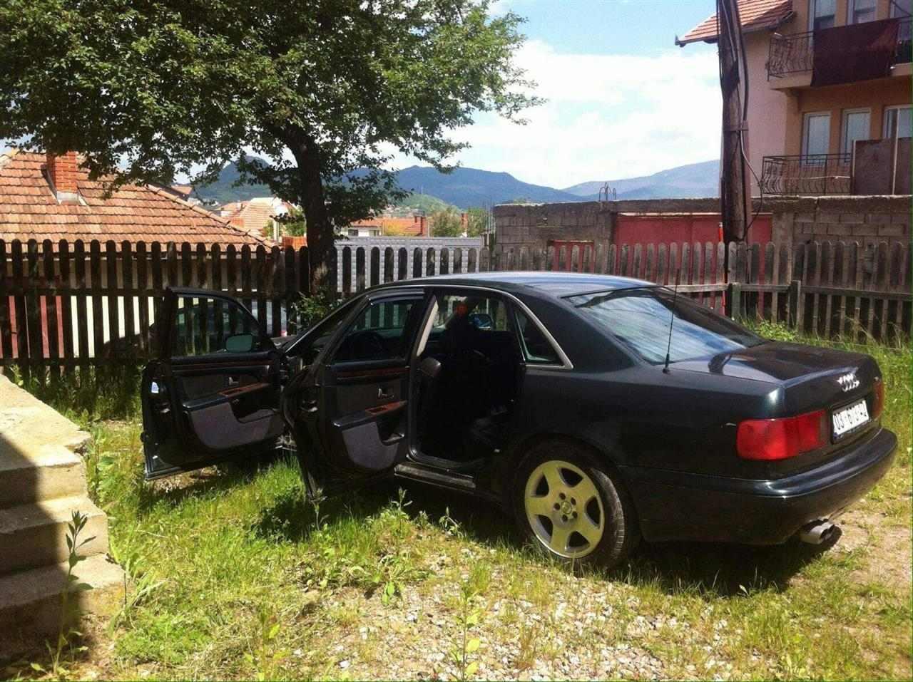 Audi-A8