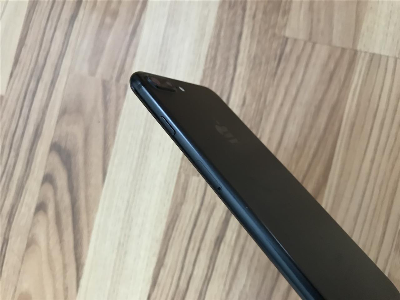 IPHONE-7-PLUS