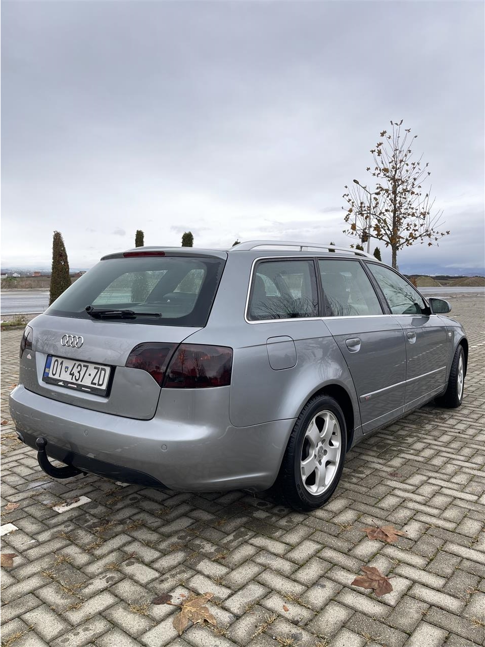 Audi-A4