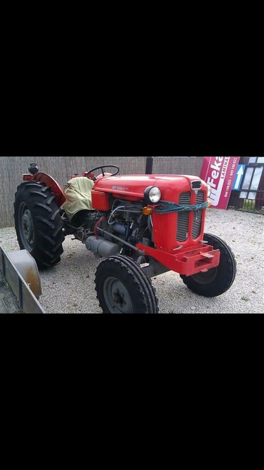 Traktor-IMT-558